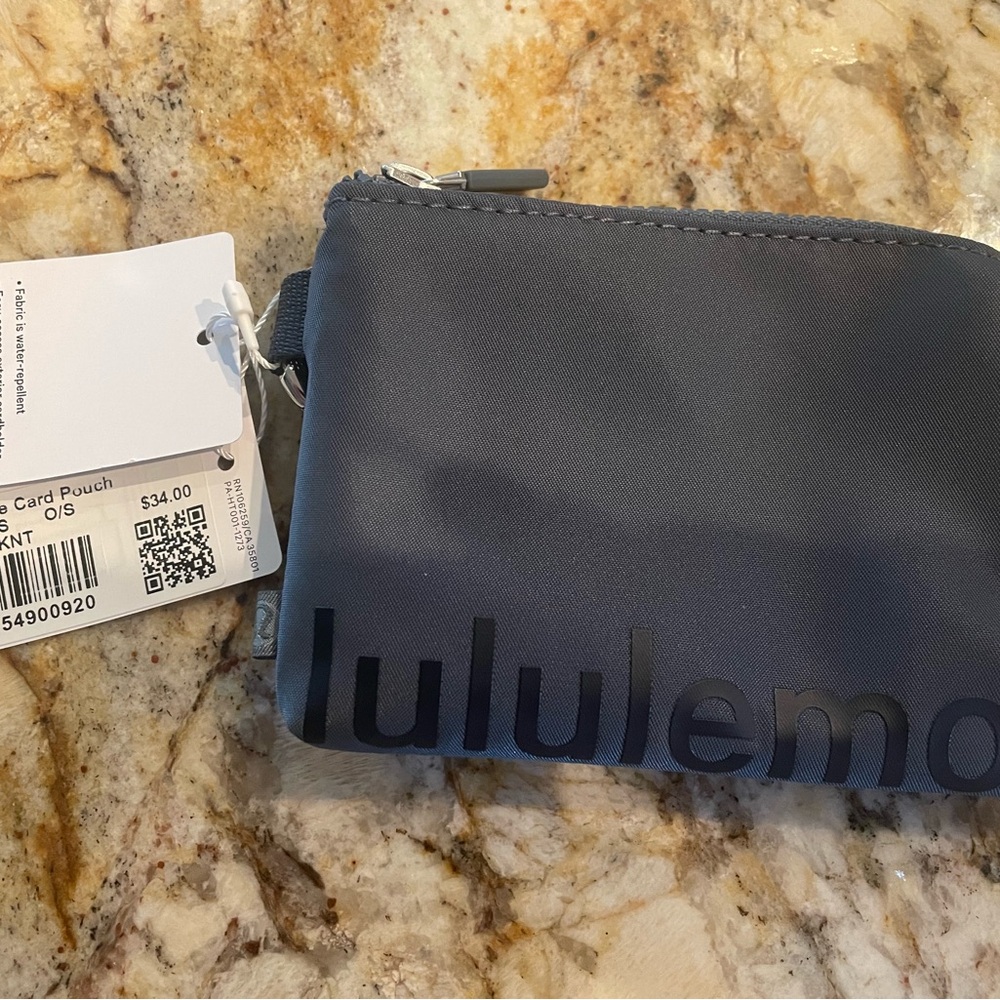 Lululemon Clippable Card Pouch